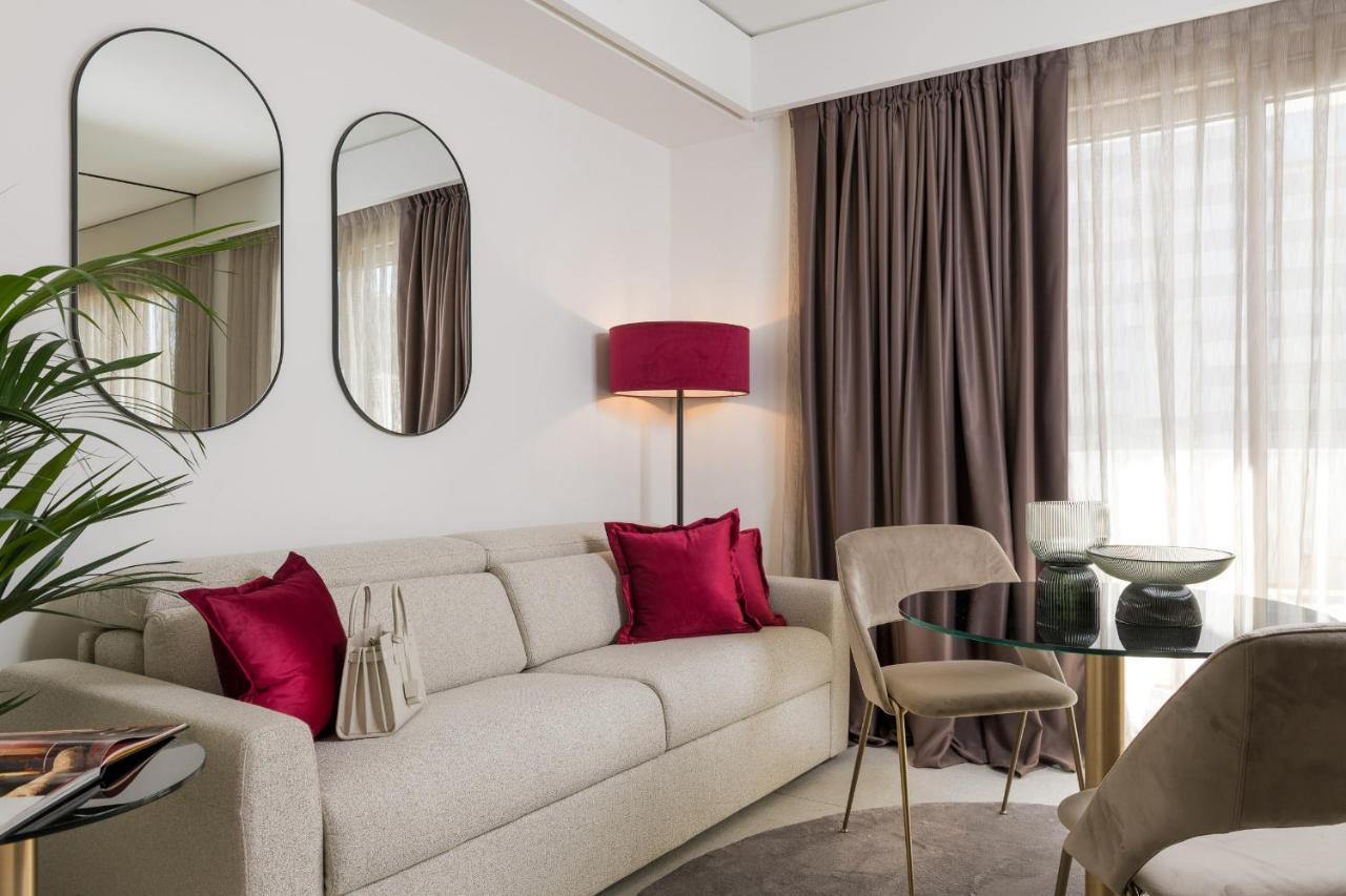 We Me Suite Hotel Riccione Extérieur photo