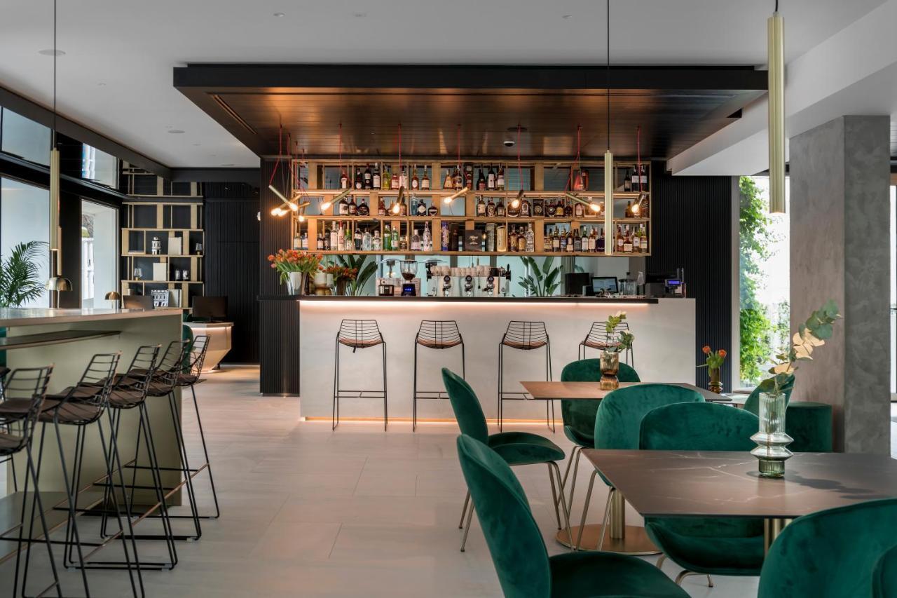 We Me Suite Hotel Riccione Extérieur photo
