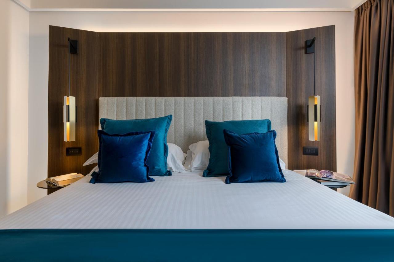 We Me Suite Hotel Riccione Extérieur photo